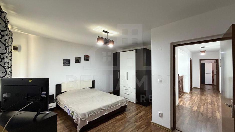 Casa moderna 5 Dormitoare 524mp teren Bariera Valcii -mobilata - Poză 6