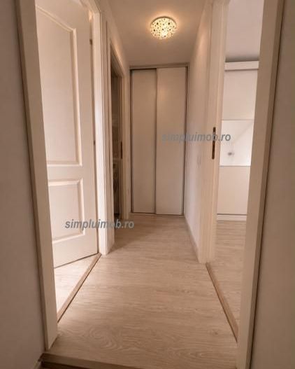 Ocazie Apartament Spatios Zona Mihai Bravu - Poză 3