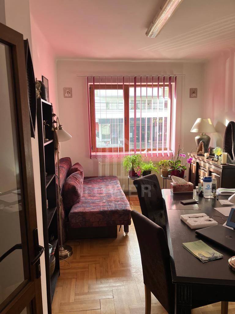Apartament cu Terasă și Curte – 4 Camere, 120 mp Ultracentral - Poză 10