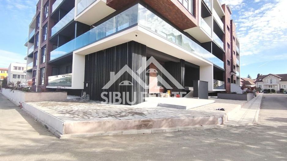 Apartament 3 camere, 2 bai Sibiu central Imobil Top lift garaj boxa - Poză 15