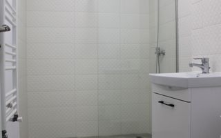 Parter inalt, loc de parcare subteran, mobilat modern, zona Soarelui - Poză 11