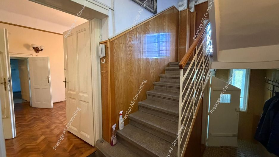 Casa individuala 2 apartamente | 310 mp utili |  clinica / birouri Elisabetin - Poză 10