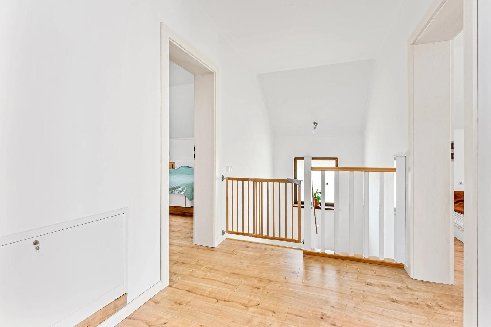 De inchiriat Casa moderna 160 mp teren 1000 mp Tocile Sadu - Poză 22