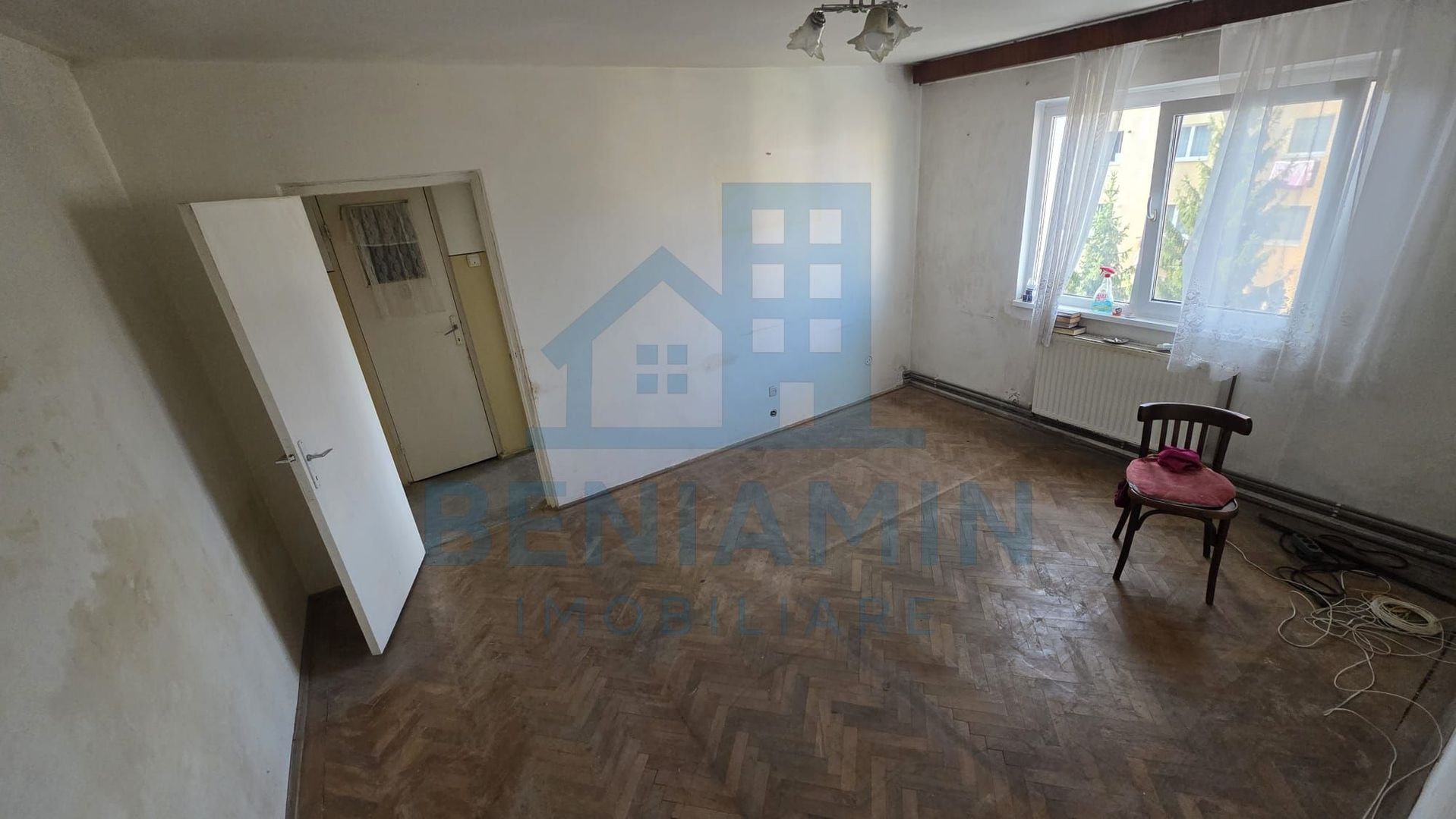Apartament 2 camere cu centrala termica 35mp zona Florilor - Poză 1