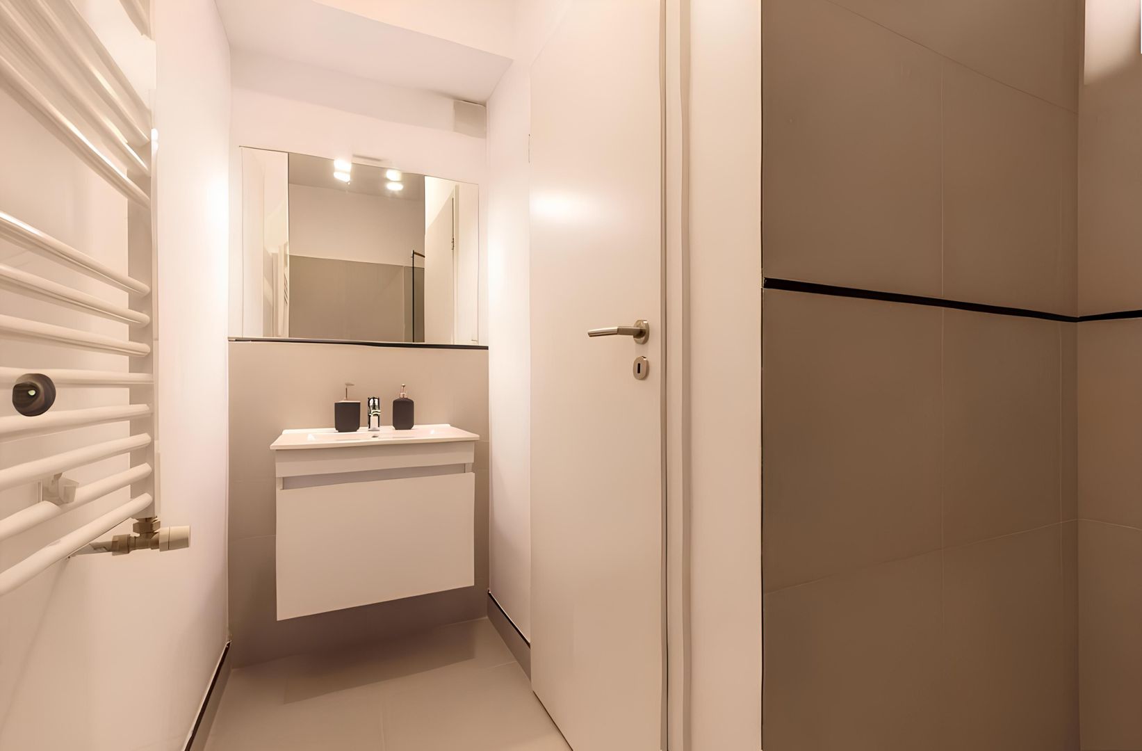 Apartament modern 2 camere  Marmura Residence I Loc de parcare inclus - Poză 17