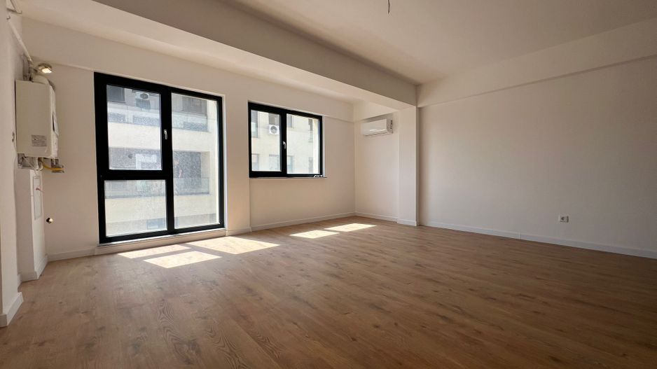 Studio Modern | Ivory Residence | 40 mp - Poză 3