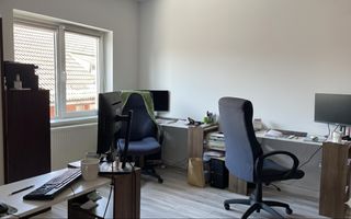 Apartament 2 camere la casă cu pod+curte in  Șelimbăr-Zona Brana - Poză 3