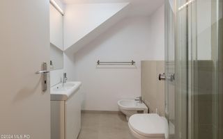 [De închiriat] Apartament 92 mp Bd. Eroilor, etaj 1 - Poză 15