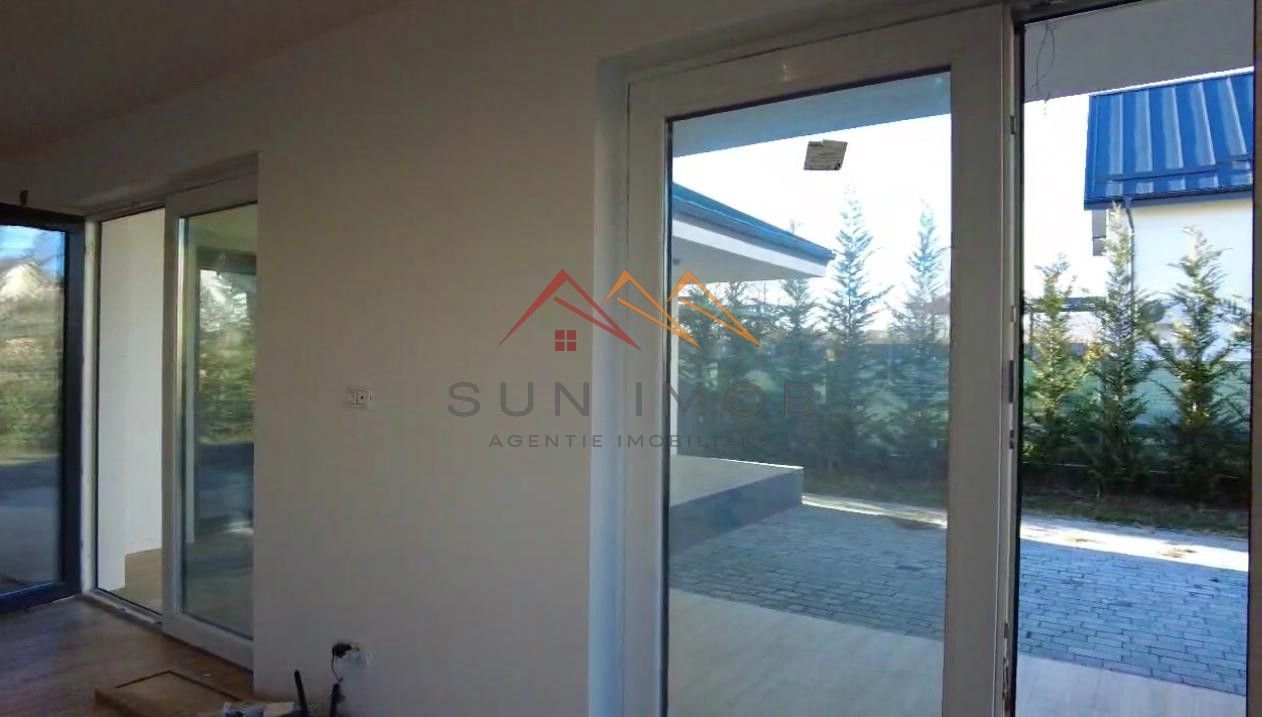 Casa Noua Moderna, 2025, zona rezidentiala, teren 470 m2, Campina - Poză 4