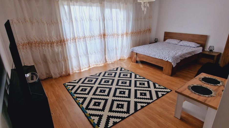 Apartament spațios, balcon și parcare, zona Parcul Poligon. - Poză 4
