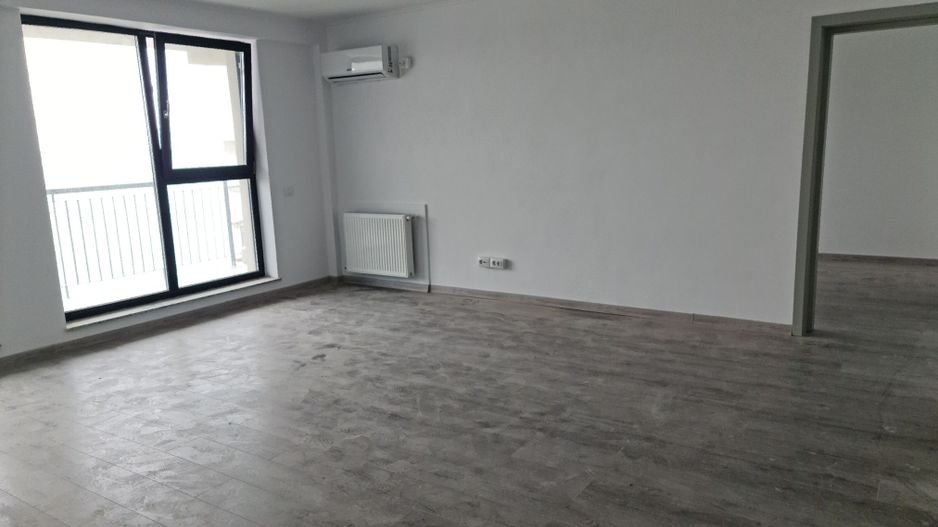 Apartament Spațios cu Vedere Frontală la Lacul Siutghiol și Mamaia - Poză 9