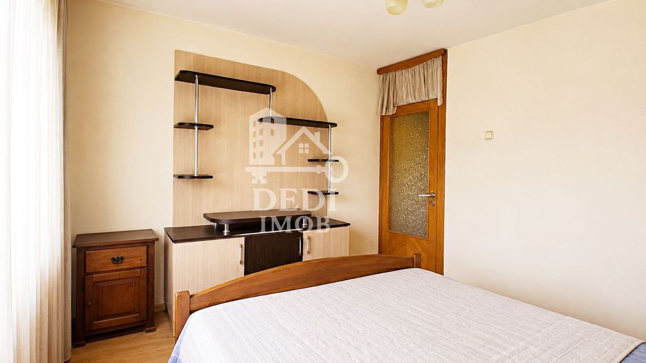 Apartament 3 camere de vânzare in zona Decebal, Oradea - Poză 3