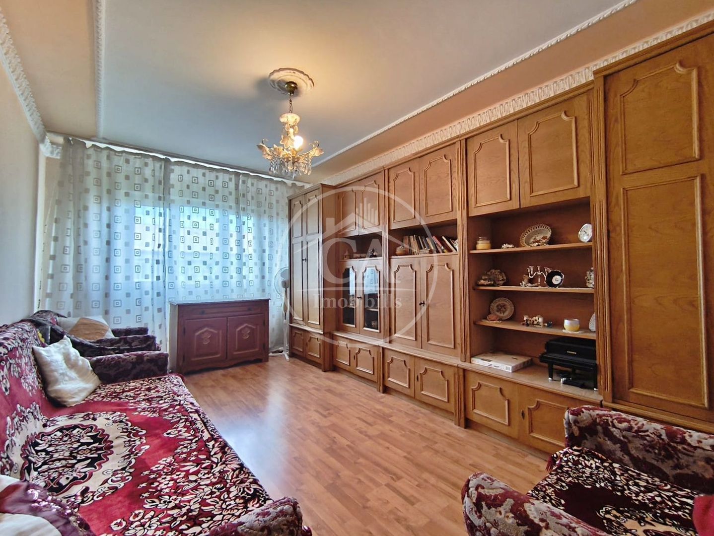 Apartament cu 2 camere de vânzare în zona Rogerius, Oradea - Poză 1