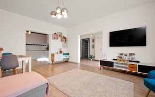 De vanzare casa in Galati, Zona Metro, sup. utila 155mp, 5 camere - Poză 7