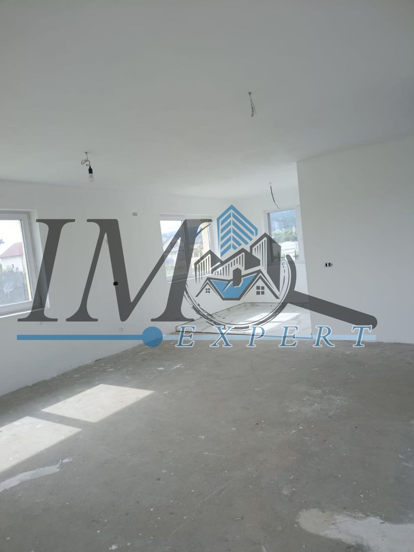 Casa de vânzare în Alba Iulia, zona Micești - Poză 2