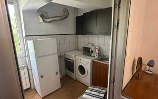 Garsonieră de închiriat în cartierul Alexandru cel Bun, zona Rond la Țigarete - Poză 2