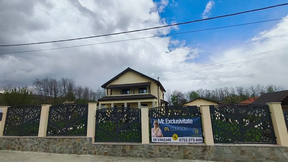 Casă P+1 modernă, complet echipată, cu teren mult, la Crasna - Poză 3