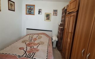 Casa +1.800 mp teren intravilan de vanzare zona Popoveni - Poză 7
