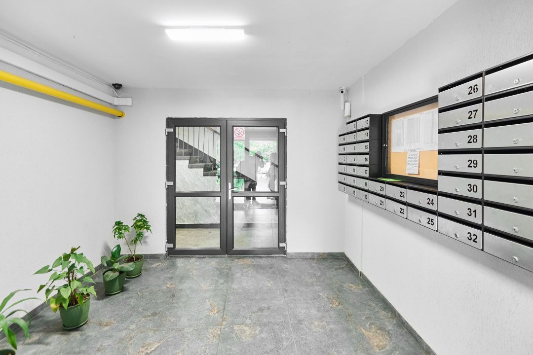 Apartament decomandat  4 camere -  etaj intermediar - Cartier Nord - Poză 11