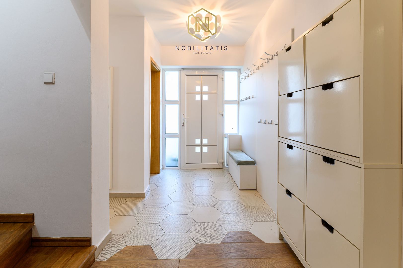 OFERTA VANDUTA - Vila deosebita cu piscina | Comision 0 - Poză 40