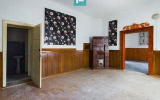 Apartament cu 3 camere în zonă Centrală, Lipova - Poză 13