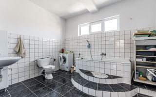 Apartament spatios cu potential enorm in Gradiste Comision 0% - Poză 6