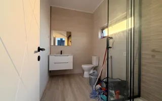 Casa moderna cu 3 camere, 2 bai si teren de 375 mp, aproape de STB - Poză 13