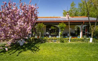 Resedinta spectaculoasa  – Vila exclusivista deschidere directa la lac - Poză 43