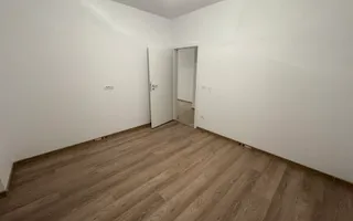 Langa mijloc de transport. 1 loc de parcare in CF. TVA 21% inclus. - Poză 11