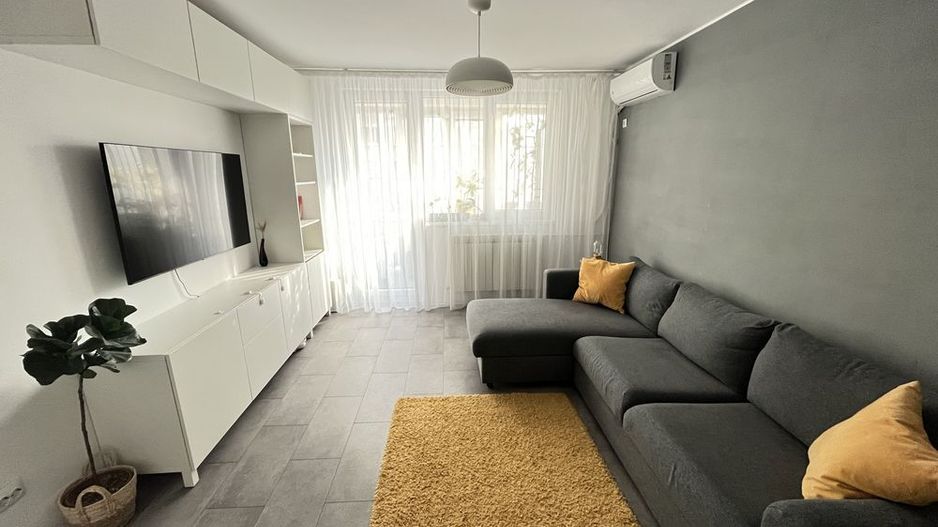 De vanzare apartament 2 camere Drumul Taberei - Poză 1
