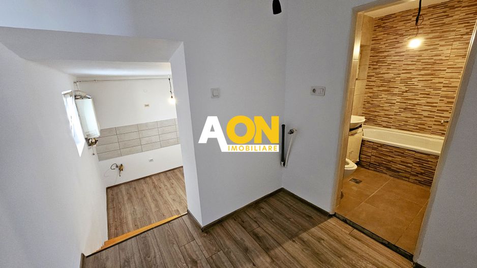 Casa de locuit si spatiu comercial, Cetate - Poză 10