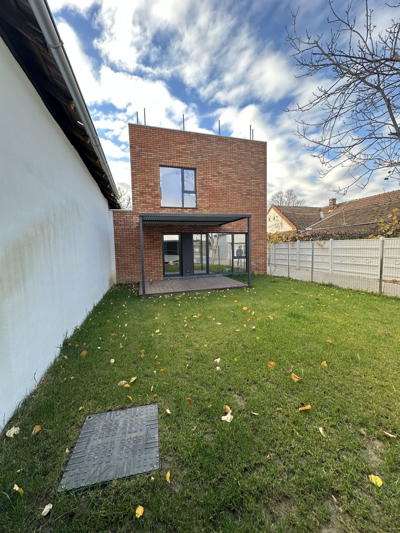 PROIECT DEOSEBIT - Poză 3