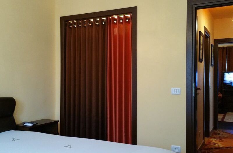 Apartament de închiriat pe Dorobanți - Poză 5
