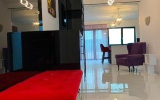 Casă spațioasă cu finisaje de lux și teren generos - Poză 1