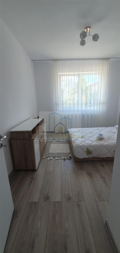 Inchiriere apartament 3 camere - Poză 9