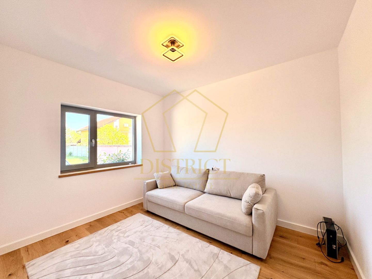 Duplex superb cu 4 camere, mobilat si utilat | Mosnita Noua - Poză 12