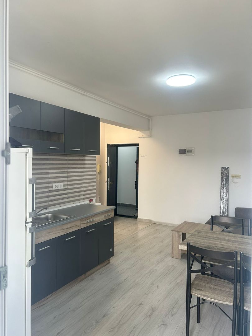 GARSONIERA- MILITARI RESIDENCE, CENTRALA PROPRIE, BLOC NOU, MODERN - Poză 6