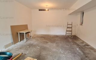 Casa individuala cu 2 apartamente, 6 camere,teren 403 mp,ASTRA. - Poză 13