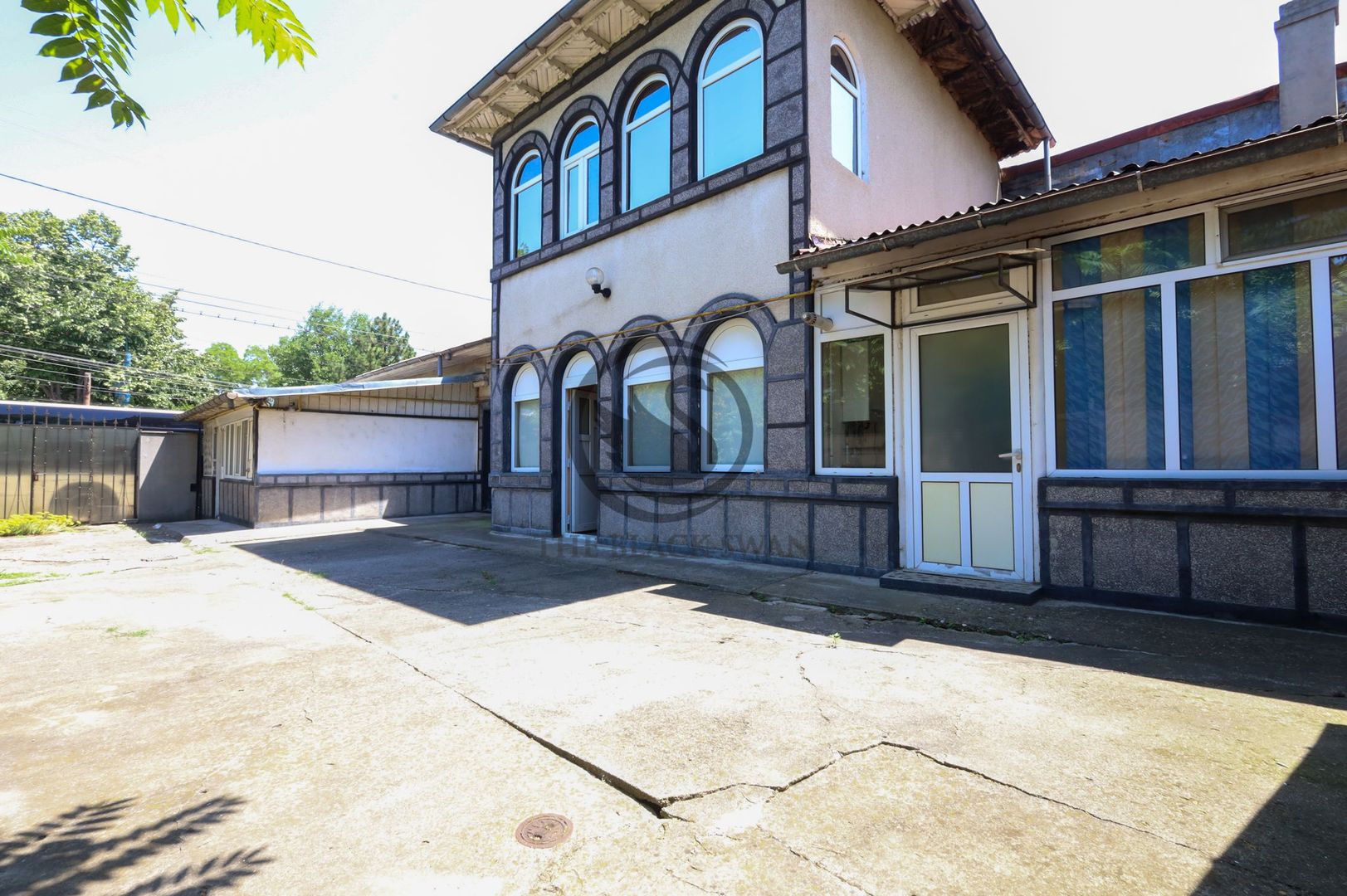 Casa/Vila 5 camere cu spațiu comercial de vanzare | Sud, Ploiesti - Poză 1