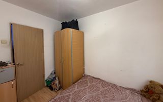 3 camere semidecomandate, et 3/4 - 115 000 Euro - Poză 2