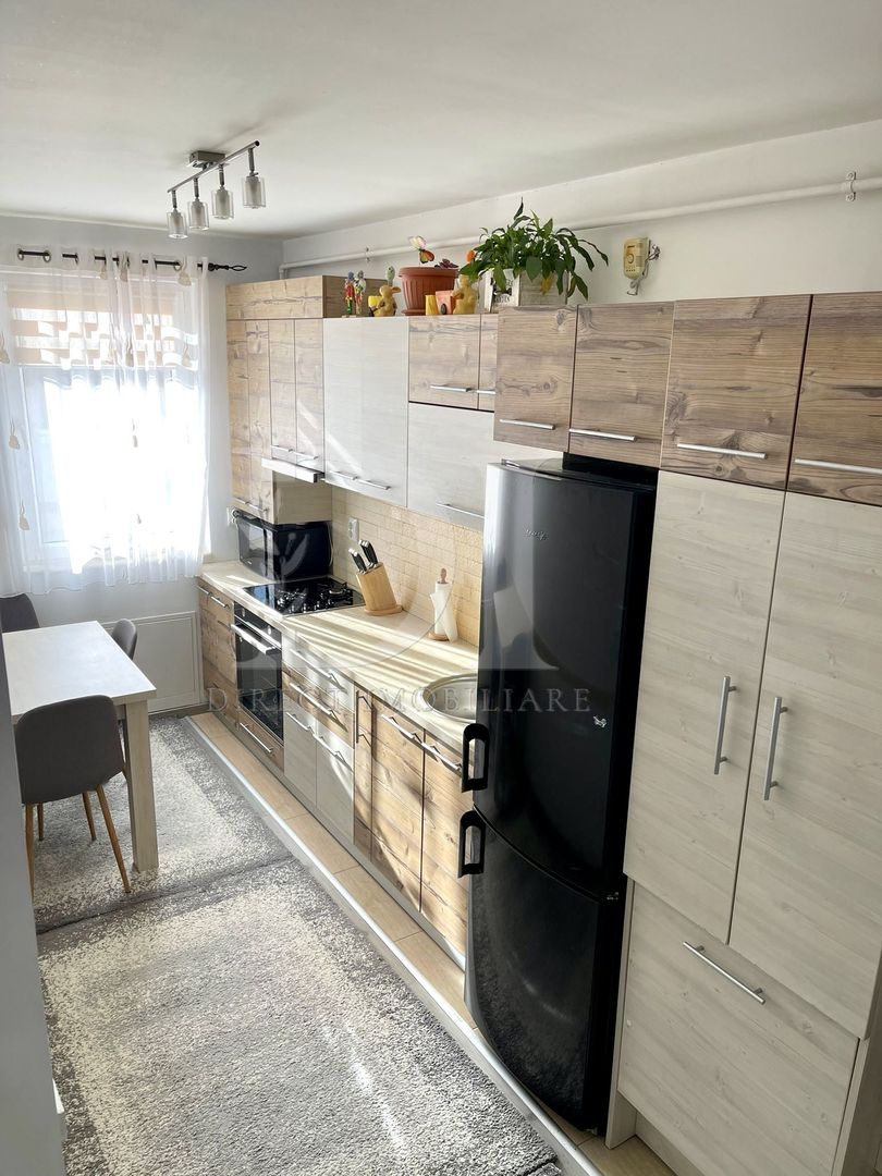 Apartament la cheie / etaj intermediar / Zona Eroilor - Poză 1