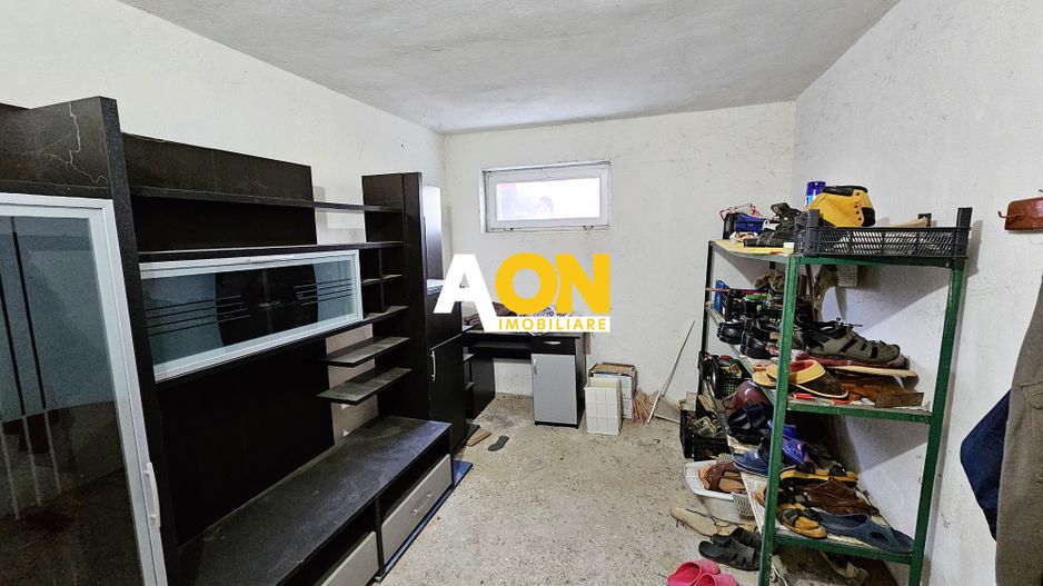 Casa semifinisata, 4 camere, 1755 mp teren, la asfalt, zona Paclisa - Poză 16