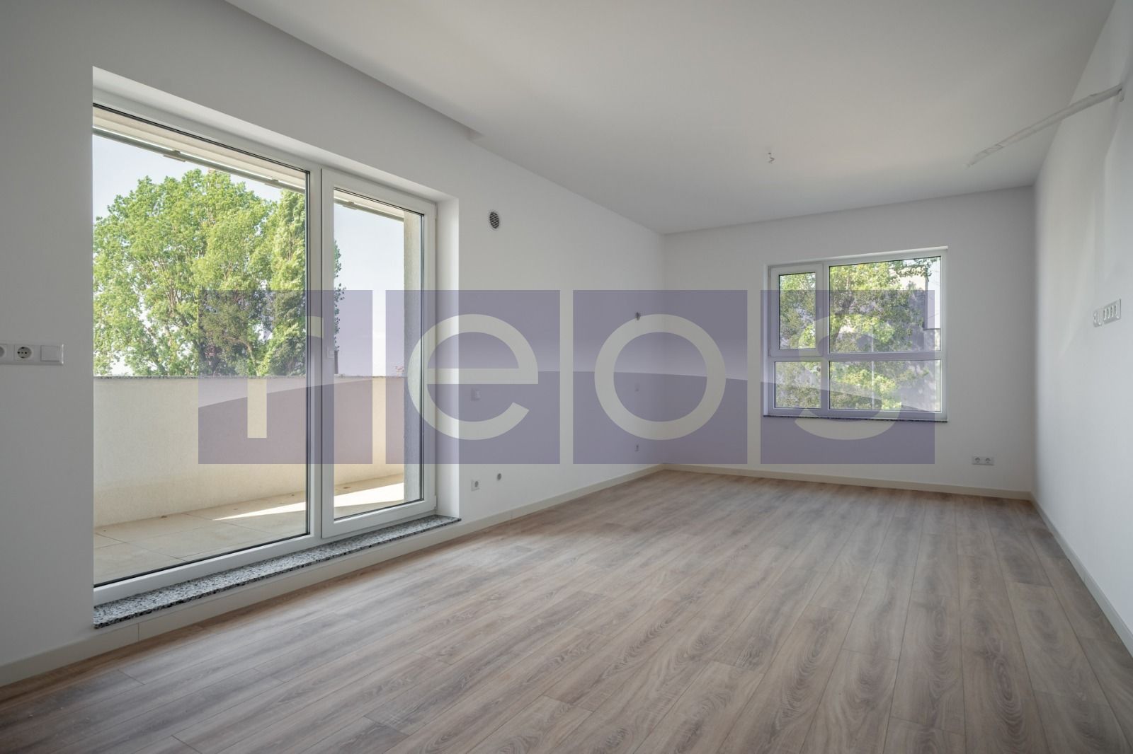 VANZARE AP 3 CAMERE | GHENCEA | 80 MP | DECOMANDAT | METROU | - Poză 1