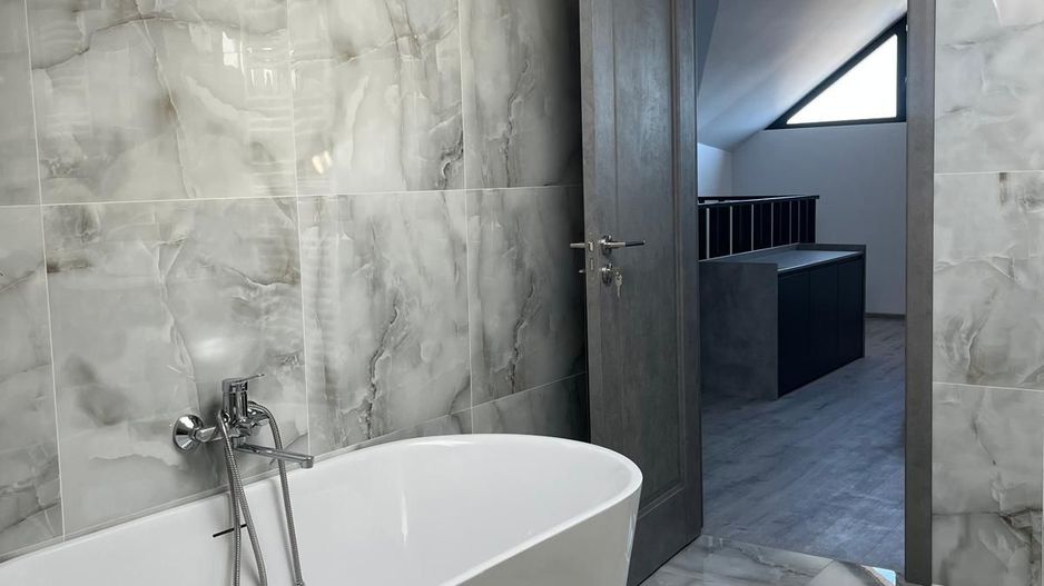 Apartament 4 camere finalizat in cartierul Izvor! - Poză 16