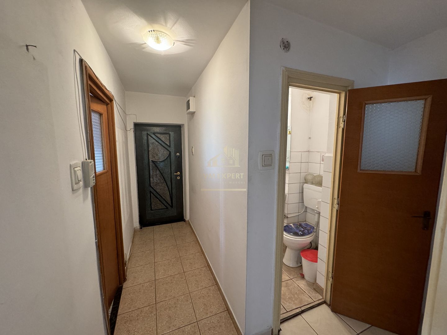 APARTAMENT CAMPULUNG 4 CAMERE, ETAJ 2, GRUI - Poză 11