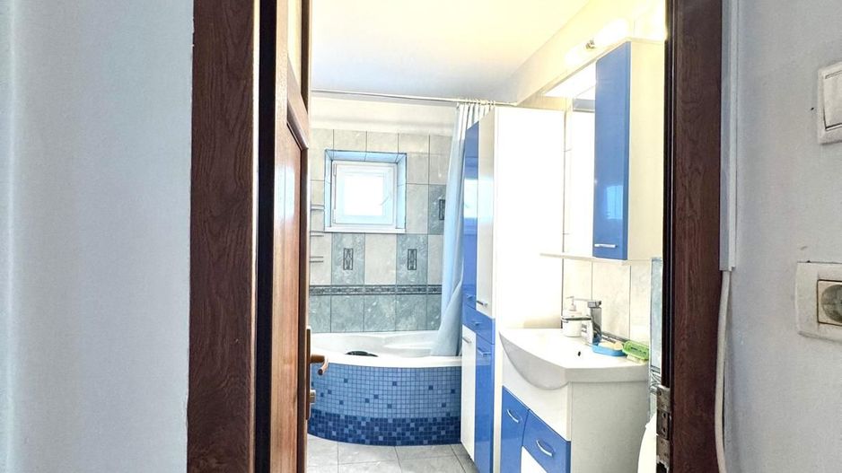 Apartament 3 camere de închiriat–Nerva Traian | Loc parcare | 2 băi - Poză 10