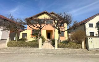 Vilă spațioasă 5 camere | 500 mp teren | Garaj | Corbeanca | Lângă pădure - Poză 1