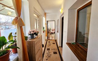 Casa 4 camere + anexe, 2084 mp teren, Totoi, la 10 km de Alba Iulia - Poză 6