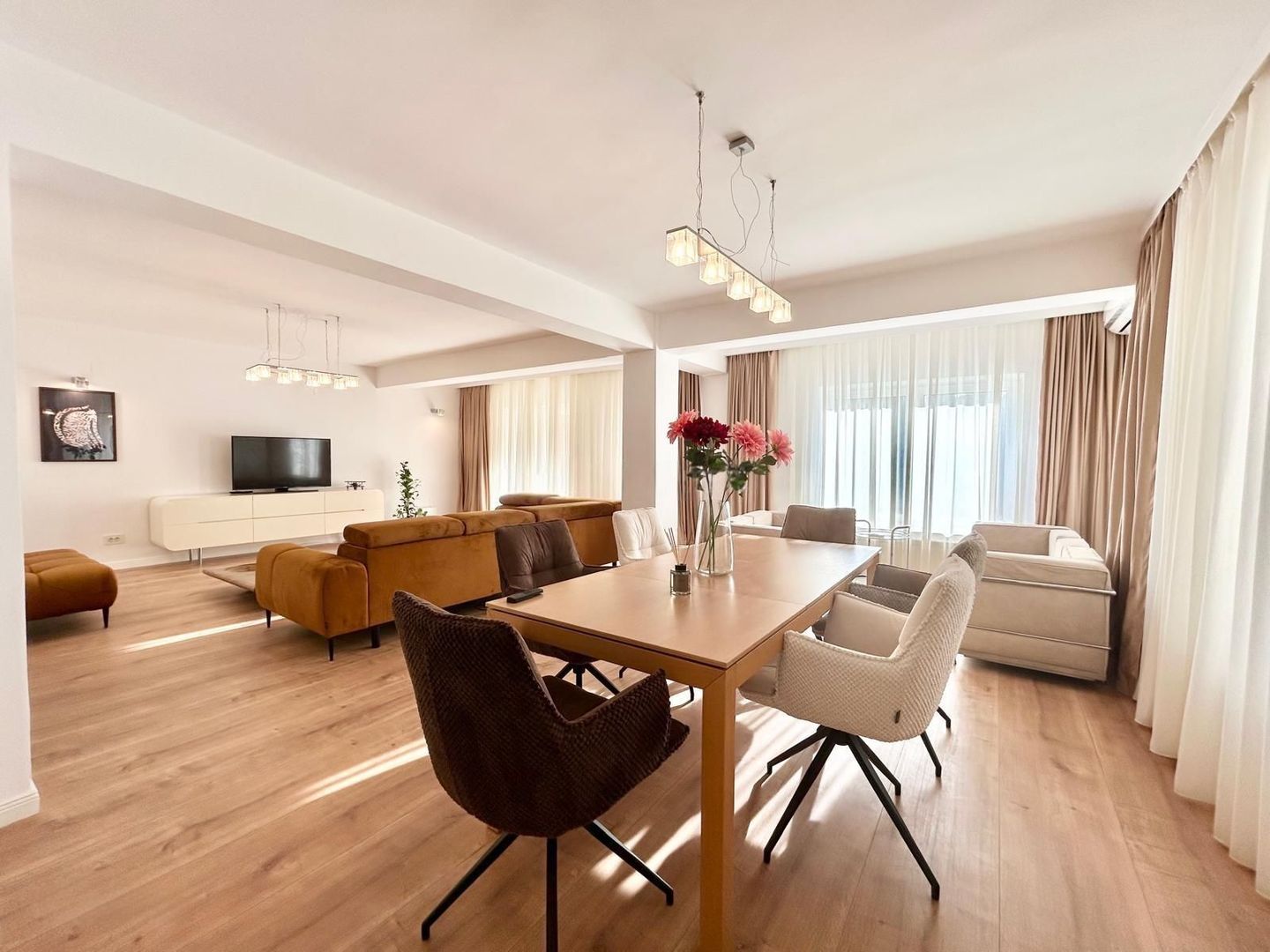 Rent | 4 rooms Villa | Iancu Nicolae I Pipera I Private Garden - Poză 5