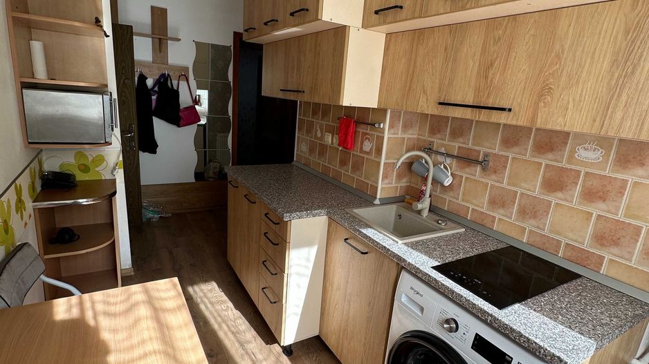 Apartament 3 cameree zona Spitalul Judetean - Poză 4